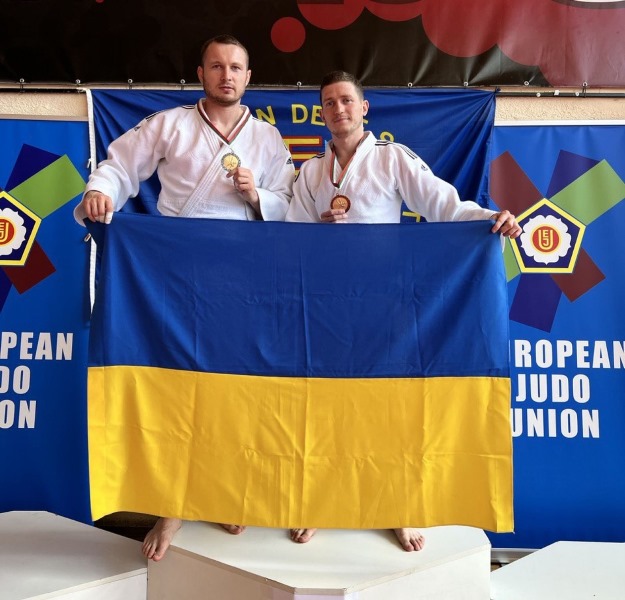 Іван Костенко (справа) - бронзовий призер чемпіонату Європи 2023 року